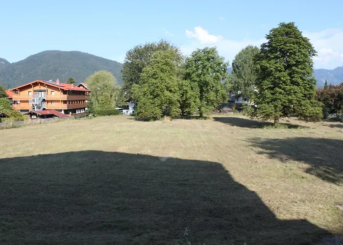 Apartamento Offen Gestaltetes Design In Bad Wiessee, 350m Vom Bad Wiessee