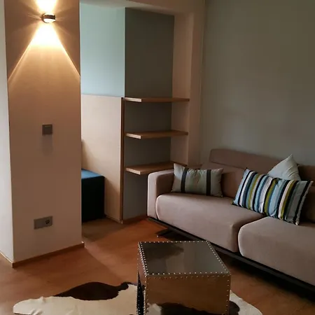 Offen Gestaltetes Design In Bad Wiessee, 350m Vom Apartment