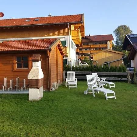 Offen Gestaltetes Design In Bad Wiessee, 350m Vom