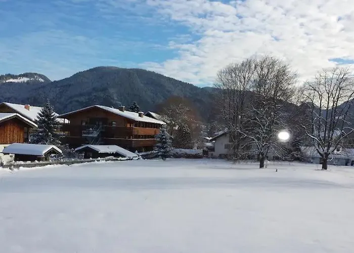 Offen Gestaltetes Design In Bad Wiessee, 350m Vom Apartamento