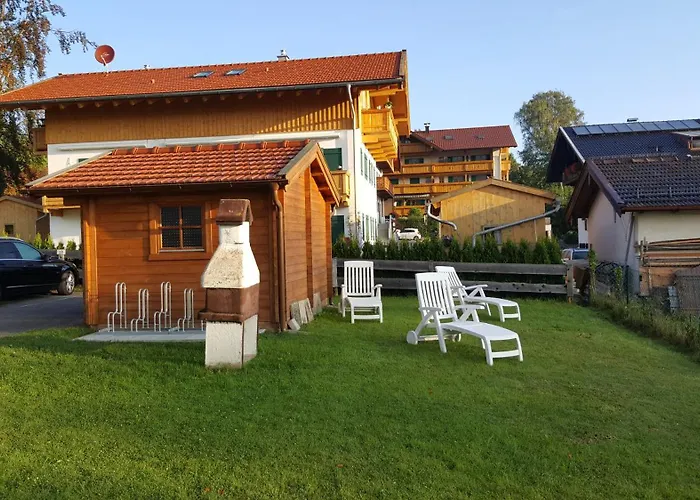 Offen Gestaltetes Design In Bad Wiessee, 350m Vom
