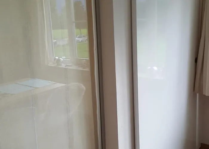 Offen Gestaltetes Design In Bad Wiessee, 350m Vom *